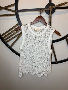 Deletta White Crochet Lace Sleeveless Tank